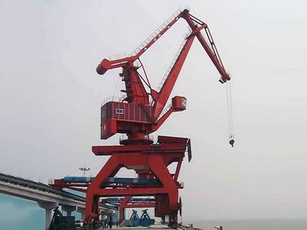 起重機(jī)回轉(zhuǎn)支承的維護(hù)保養(yǎng)以及基本檢查如何做？